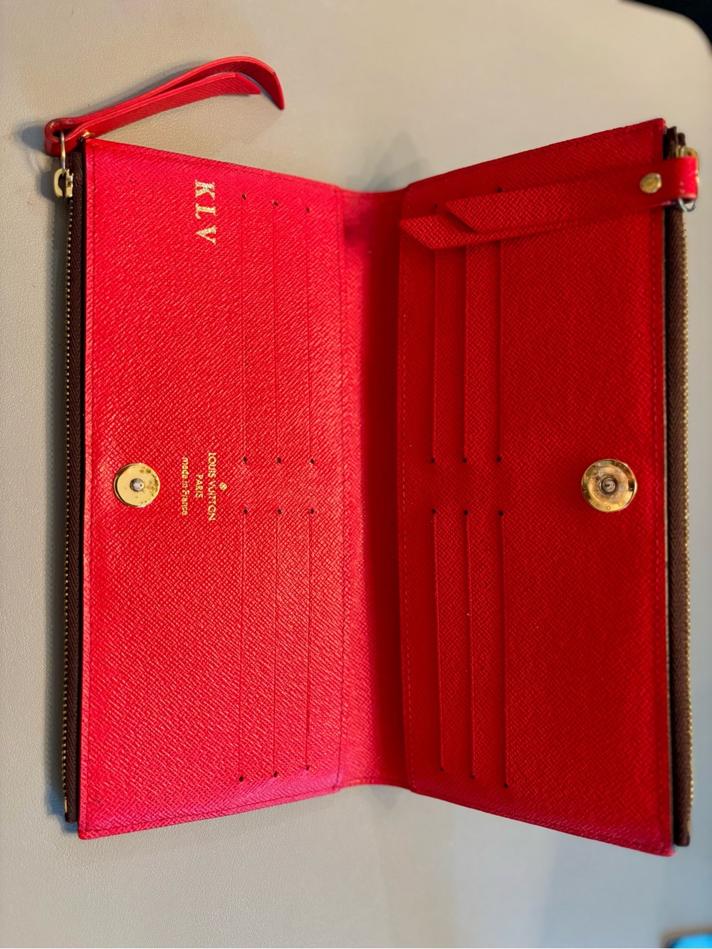 Louis Vuitton Adele Canvas Monogram Zip Wallet with Poppy Red Interior - Discont - Picture 4 of 11